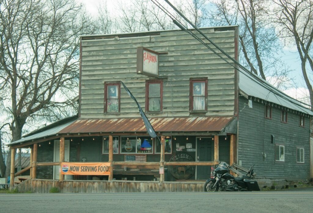 Elkhorn-Tavern